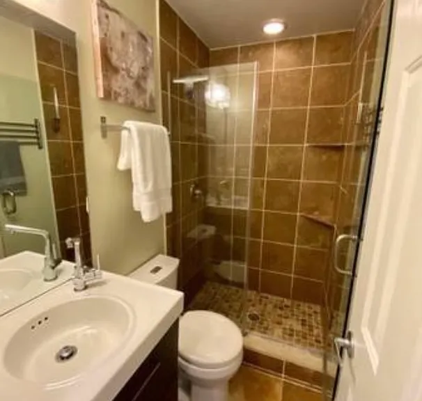 518 Hobart Pl NW #1 — Photo 6
