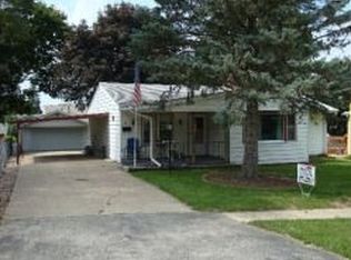411 Oak St, Belvidere, IL 61008