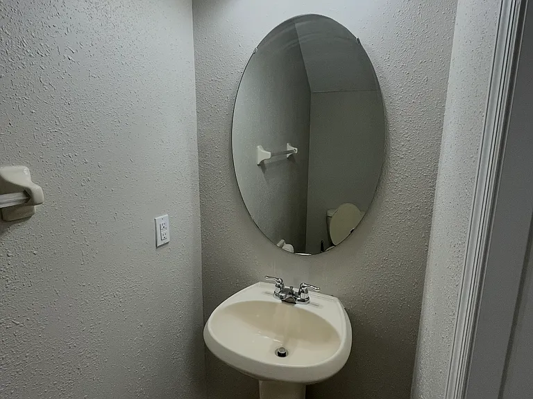 3812 Black Spruce Ln — Photo 11
