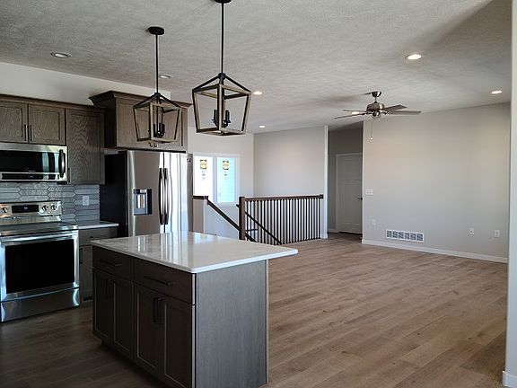 5th image of 5309 17th Ave