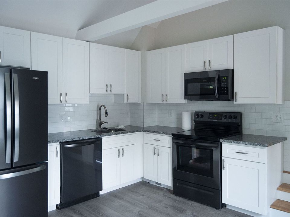 42 Hamilton St. #2 Everett Shared Unit Photo 1
