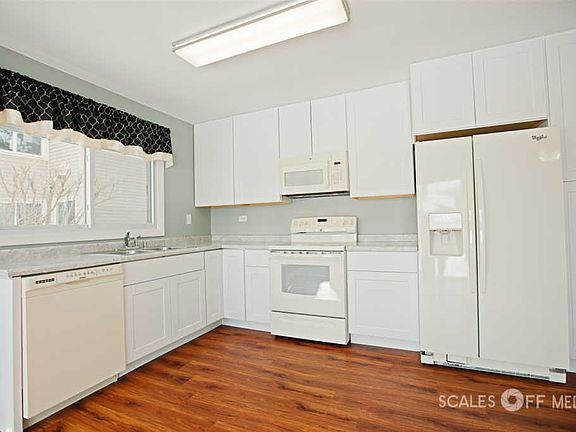 3rd image of 1200 Santa Anita Dr
