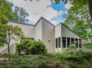 6 Hyerdale Ct, Goshen, CT 06756