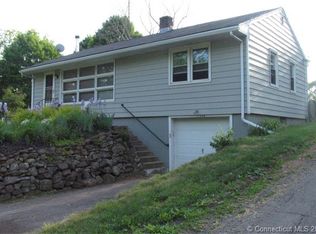 102 Old Post Rd, Northford, CT 06472