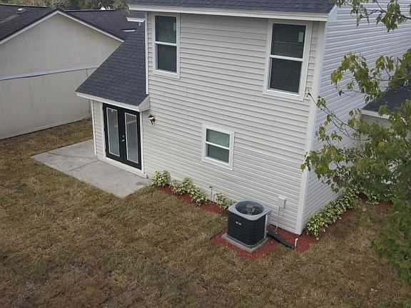 4th image of 131 Aunt Polly Ct