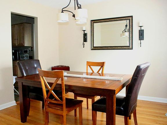 5th image of 3729 Glen Oak Dr
