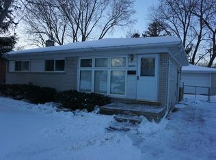 26222 Margareta, Redford, MI 48240