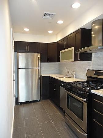 1st image of 3132 38th St APT 5B