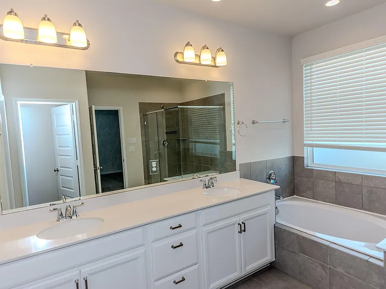 4120 Split Ivy Dr — Photo 25