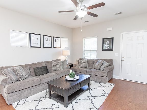 2nd image of 180 Telavera Dr