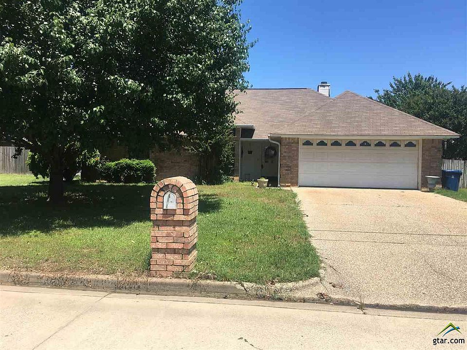 1st image of 111 Lakeway Dr