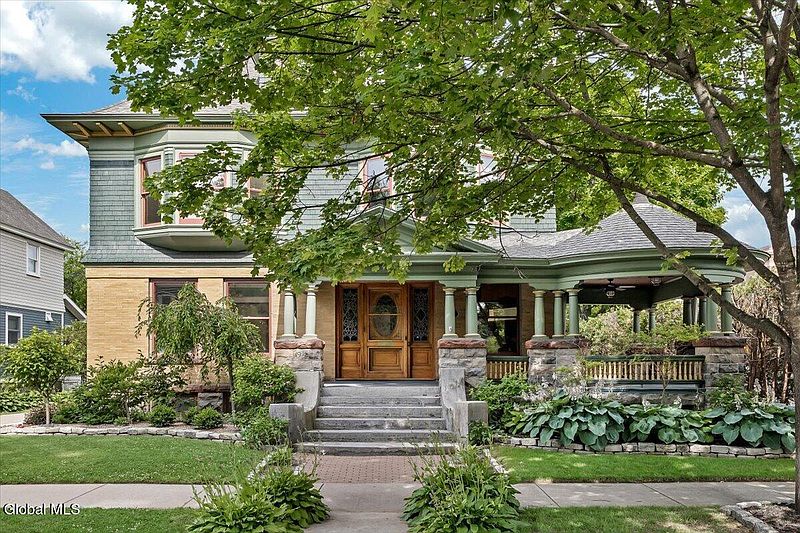 2nd image of 19 Marion Place