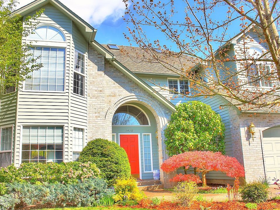 4bd 2.5 bath