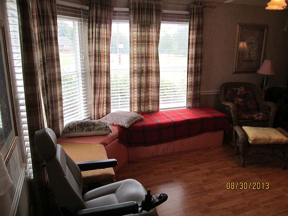 5th image of 2119 Easley Hwy