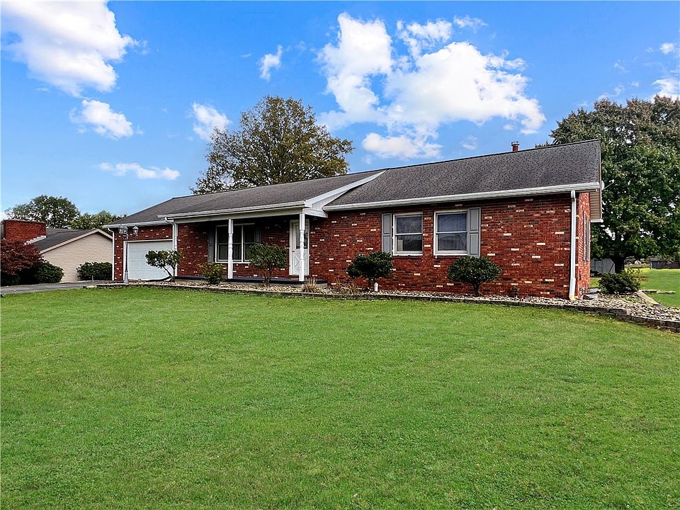 1st image of 1888 Laclair Dr