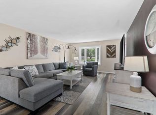 140 Thomson Ln, Oregon, WI 53575