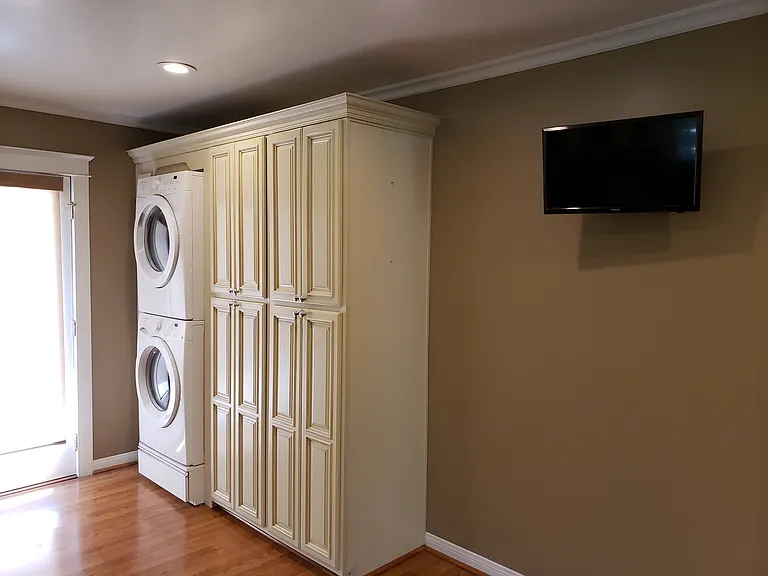 352 N Myrtle Ave — Photo 5