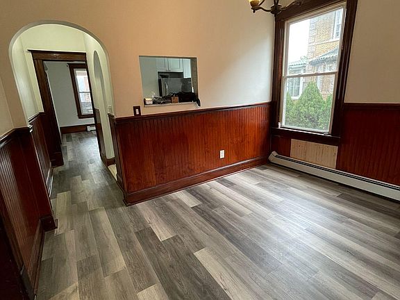 2nd image of 114 Sunnyside Dr #1