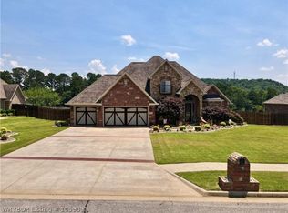1714 Crystal Ct, Fort Smith, AR 72916