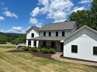 1162 Arrington Rd, Blacksburg, VA 24060