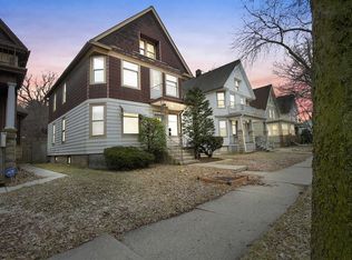 1076 N 47th St #A, Milwaukee, WI 53208