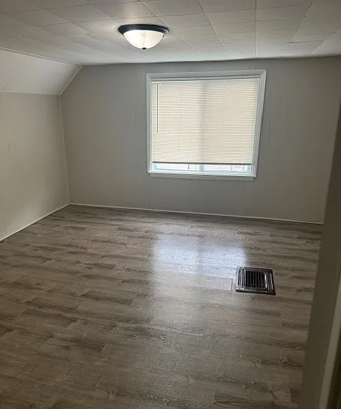 2207 S 20th St — Photo 5