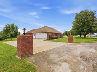 163 Tabor Pl, Hohenwald, TN 38462