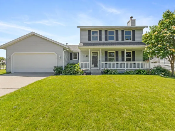 2576 Mapleview St SE, Kentwood, MI 49508