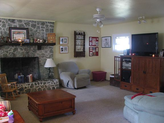 3rd image of 3562 Jacqueline Dr