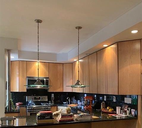 2nd image of 270 Harrison Ave APT 505