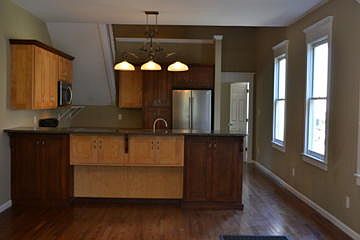 4th image of 1239 NE Armstrong Ave