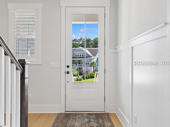 4th image of 21 Paddocks Blvd