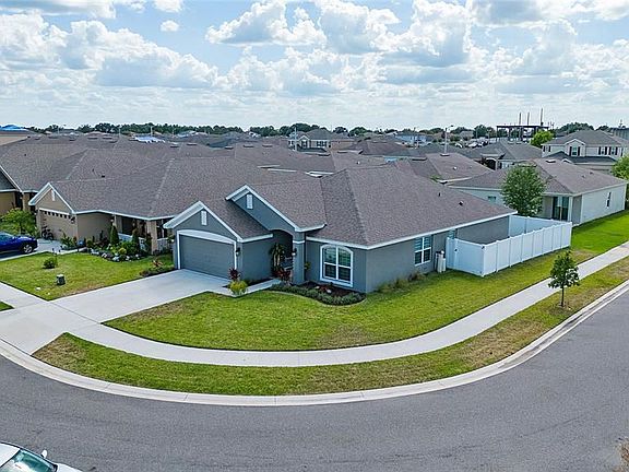 3rd image of 260 Citrus Pointe Dr