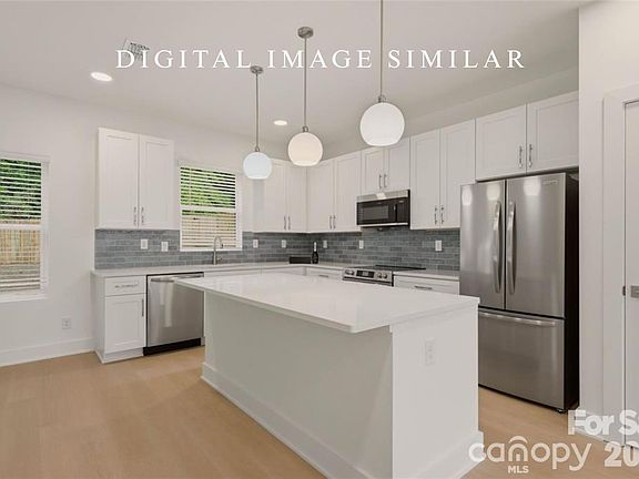 5th image of 9330 Horseshoe Bend Dr