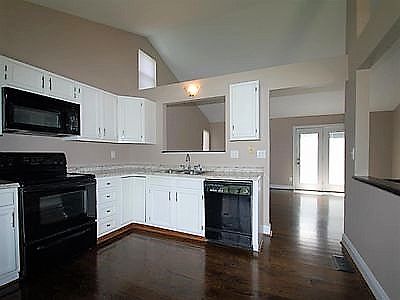 2nd image of 4117 Circlewood Dr