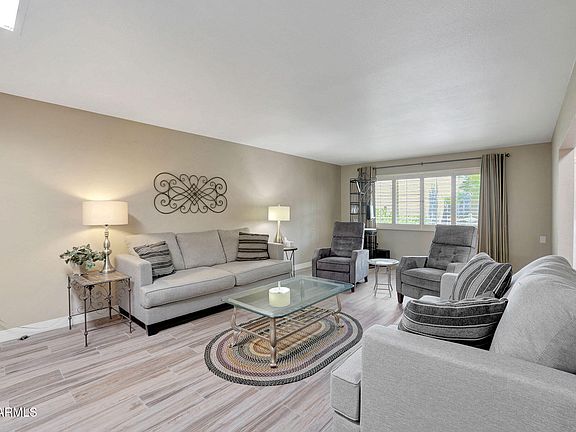 5th image of 13806 N DEL WEBB Boulevard