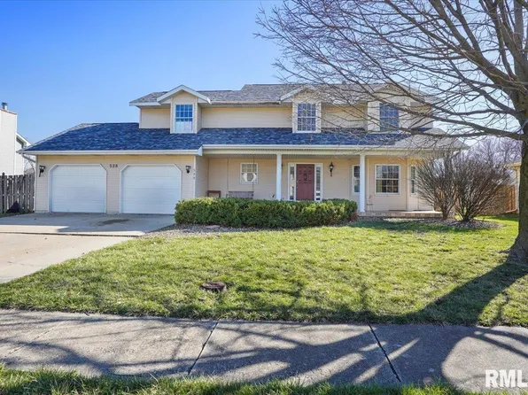 528 Richmond Dr, Chatham, IL 62629