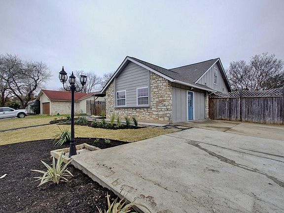 2nd image of 7408 Lazy Creek Dr