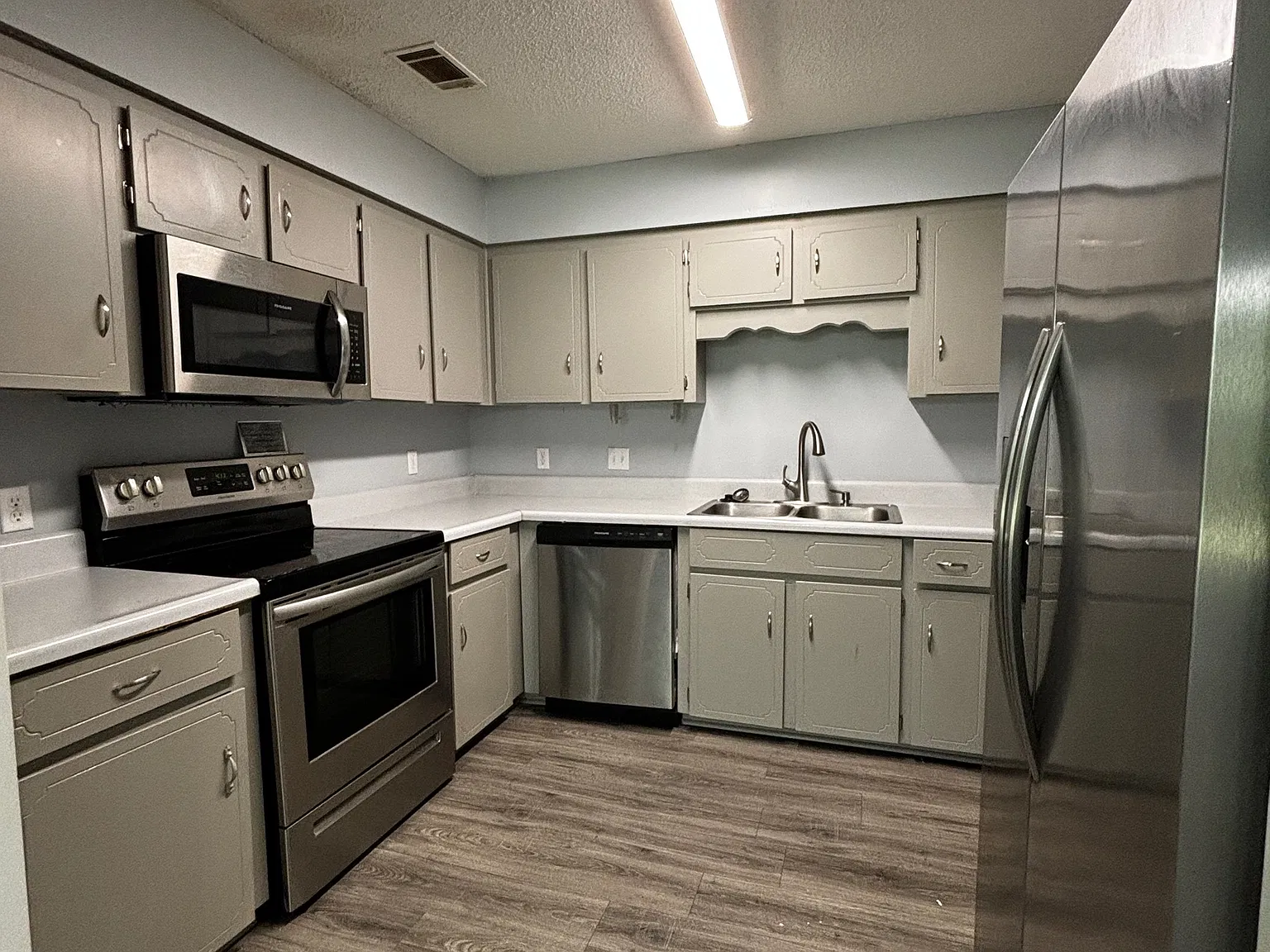 177 S Jefferson Street - 177 S Jefferson Street — Photo 4