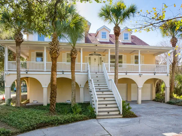 301 W Hudson Ave, Folly Beach, SC 29439