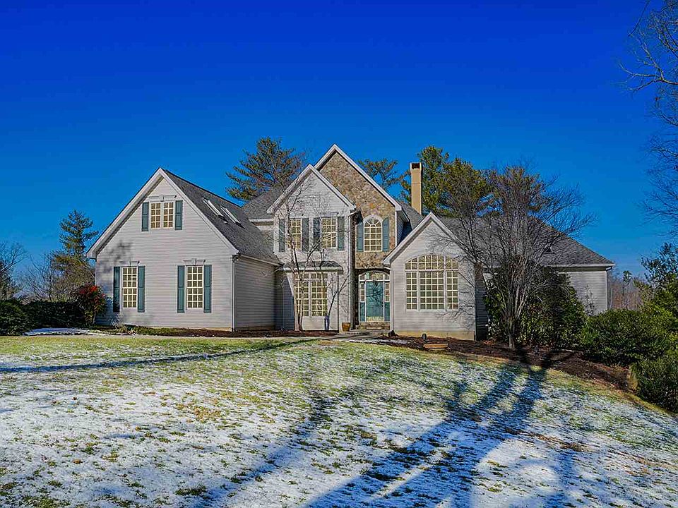 2nd image of 142 Ruritan Ridge Ln
