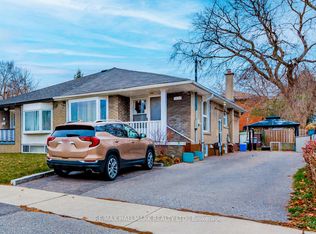 129 Lupin Dr, Whitby, ON L1N 1X9