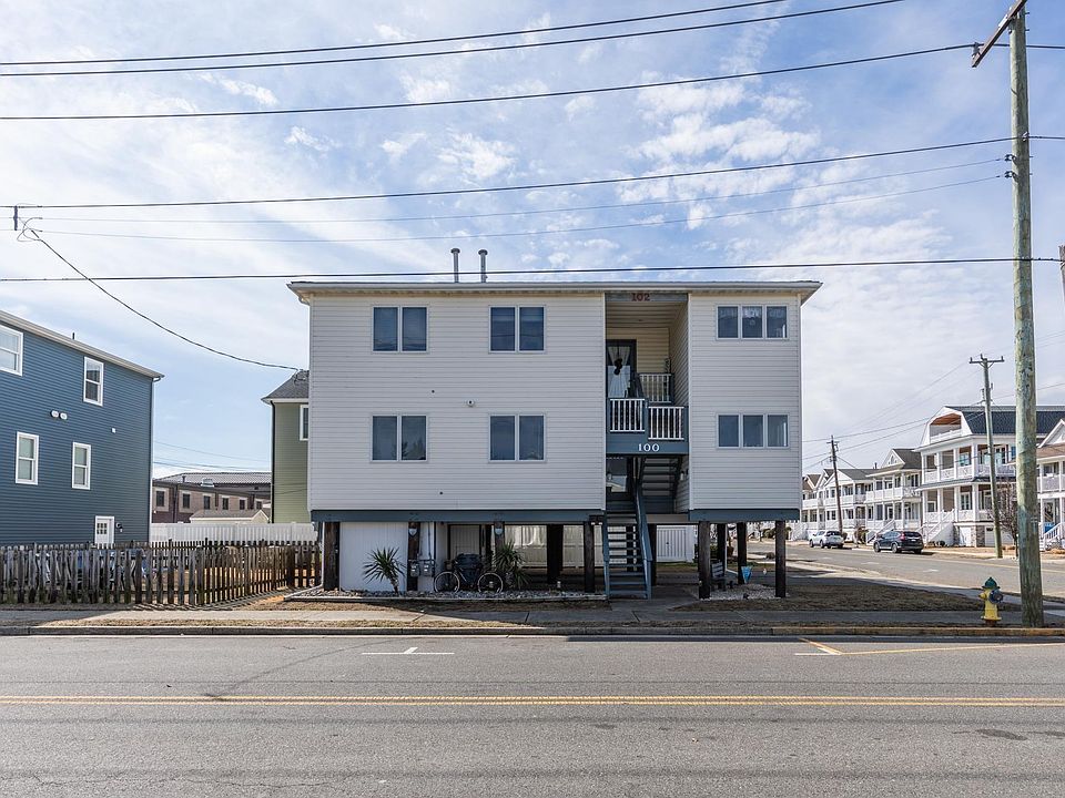 1st image of 100 11th St Unit 1