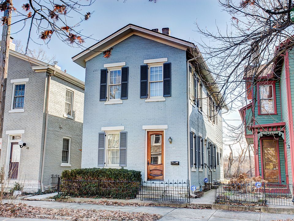 1st image of 40 Green St