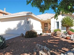 9815 Kokopelli Dr NW, Albuquerque, NM 87114