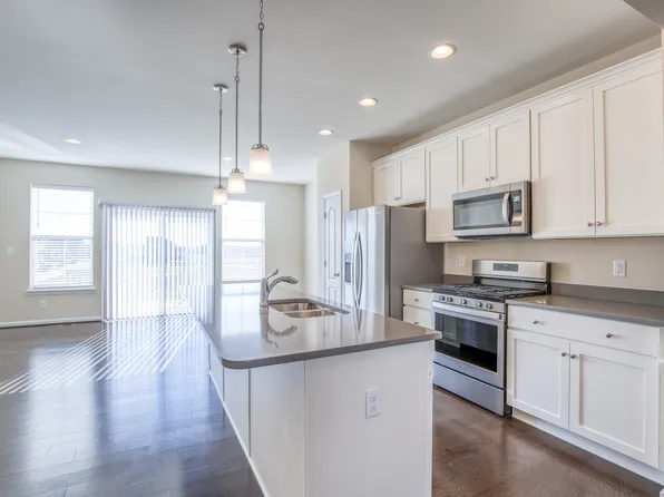 107 Alderman Way, Winchester, VA 22602