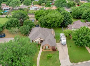 6601 Simmons Rd, North Richland Hills, TX 76182