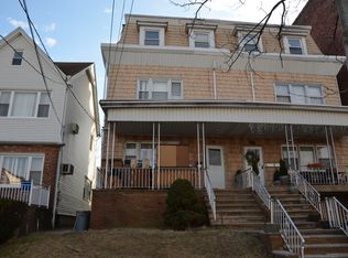 40 W 33rd St #2, Bayonne, NJ 07002
