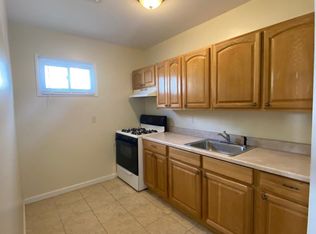 465 15th Ave APT 2, Paterson, NJ 07504