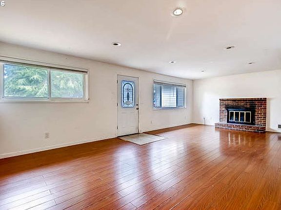 4th image of 7616 NE 66th Ave